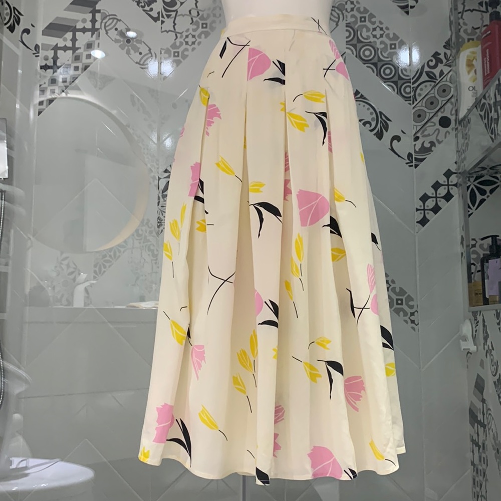 VTG 90s 💯% Silk Floral Print Pleaded Midi Skirt